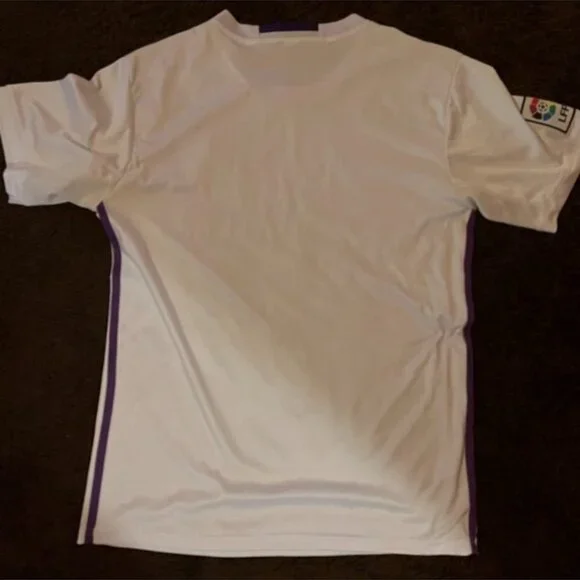 REAL MADRID SOCCER JERSEY FLY EMIRATES - Picture 3 of 7